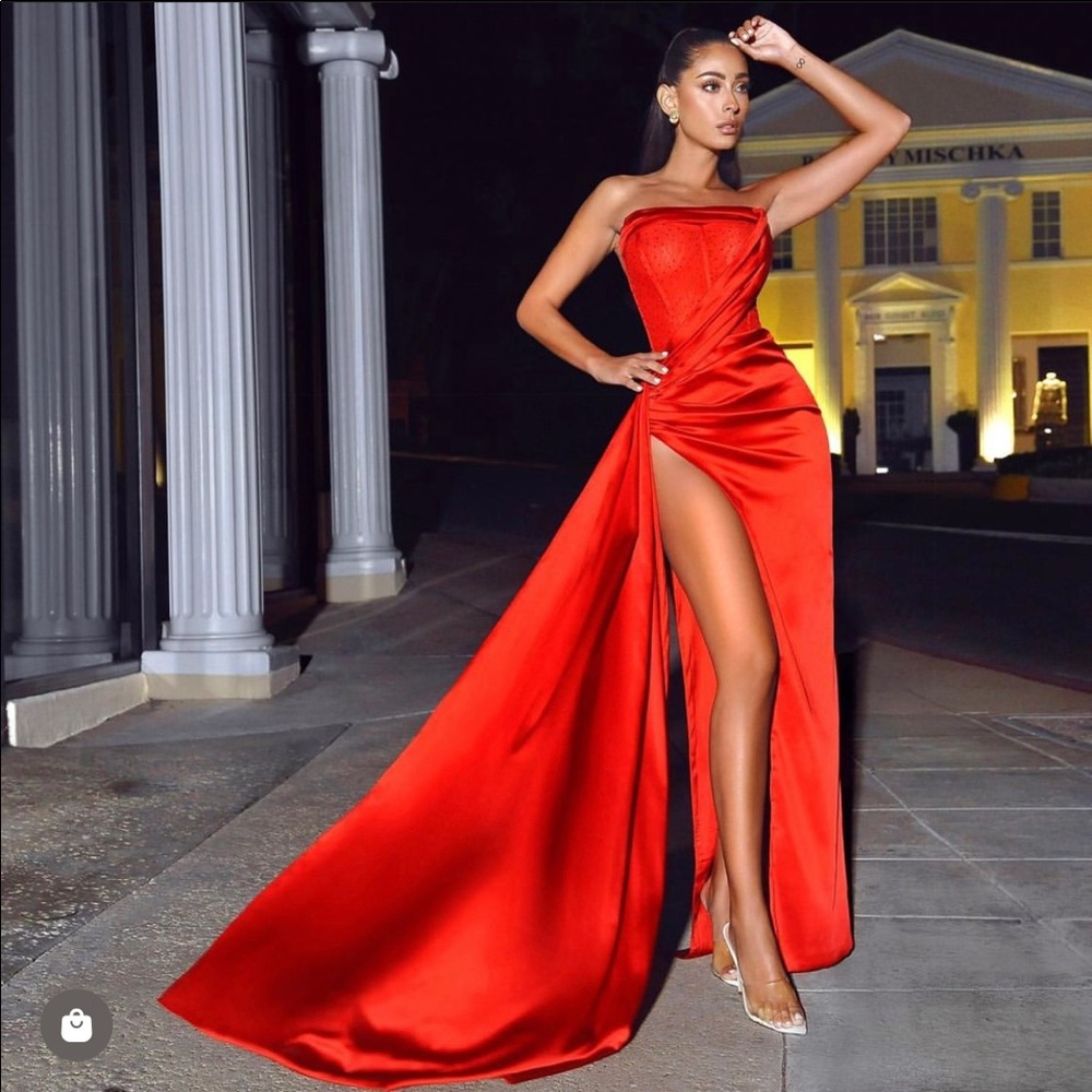 Red sexy formal dress